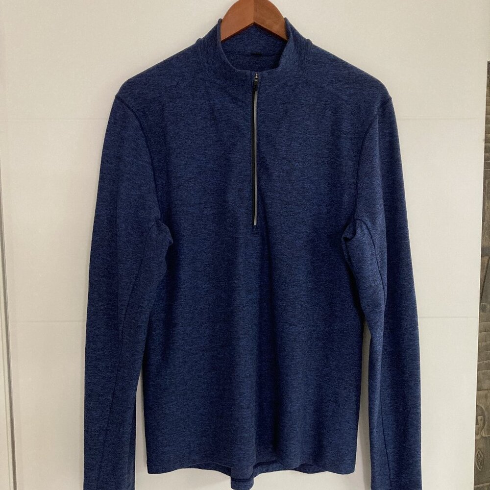 Lululemon men’s t-shirt size M, in dark blue, athletic shirt half zip